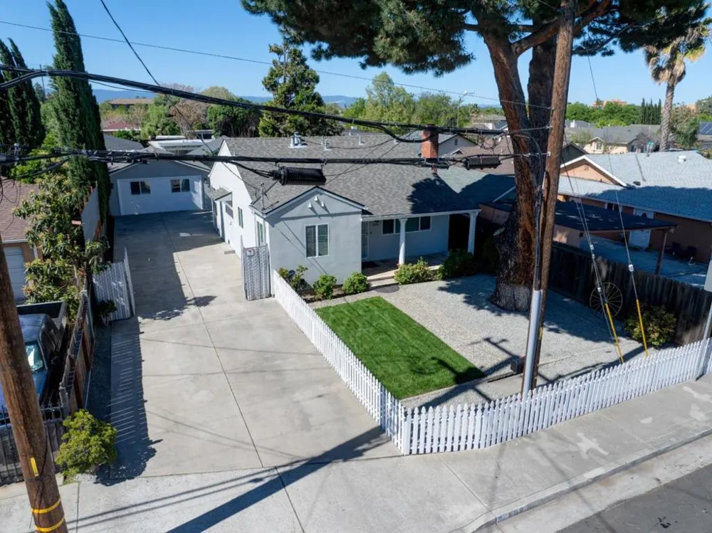 209 Mccreery Avenue San Jose, CA 95116