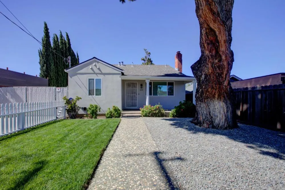 209 Mccreery Avenue San Jose, CA 95116