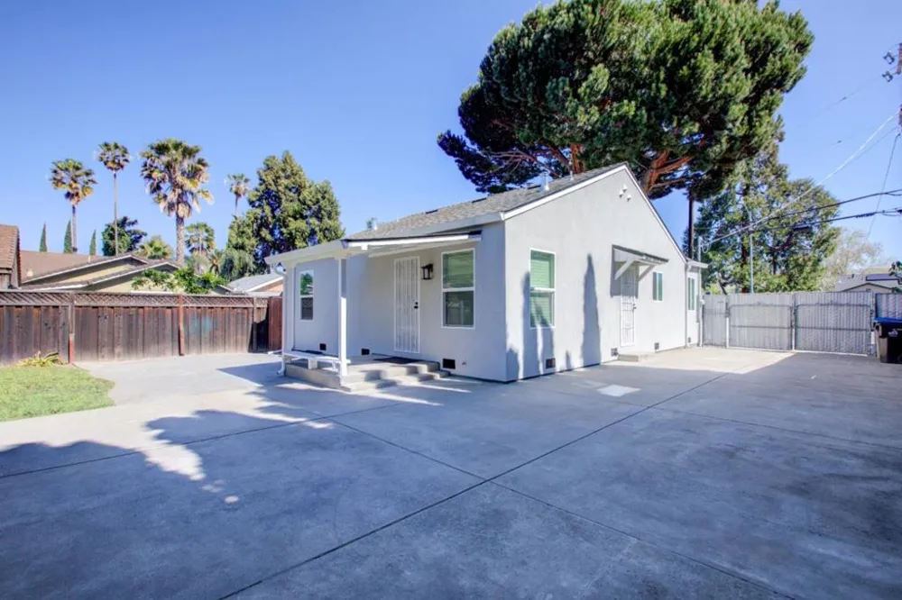 209 Mccreery Avenue San Jose, CA 95116