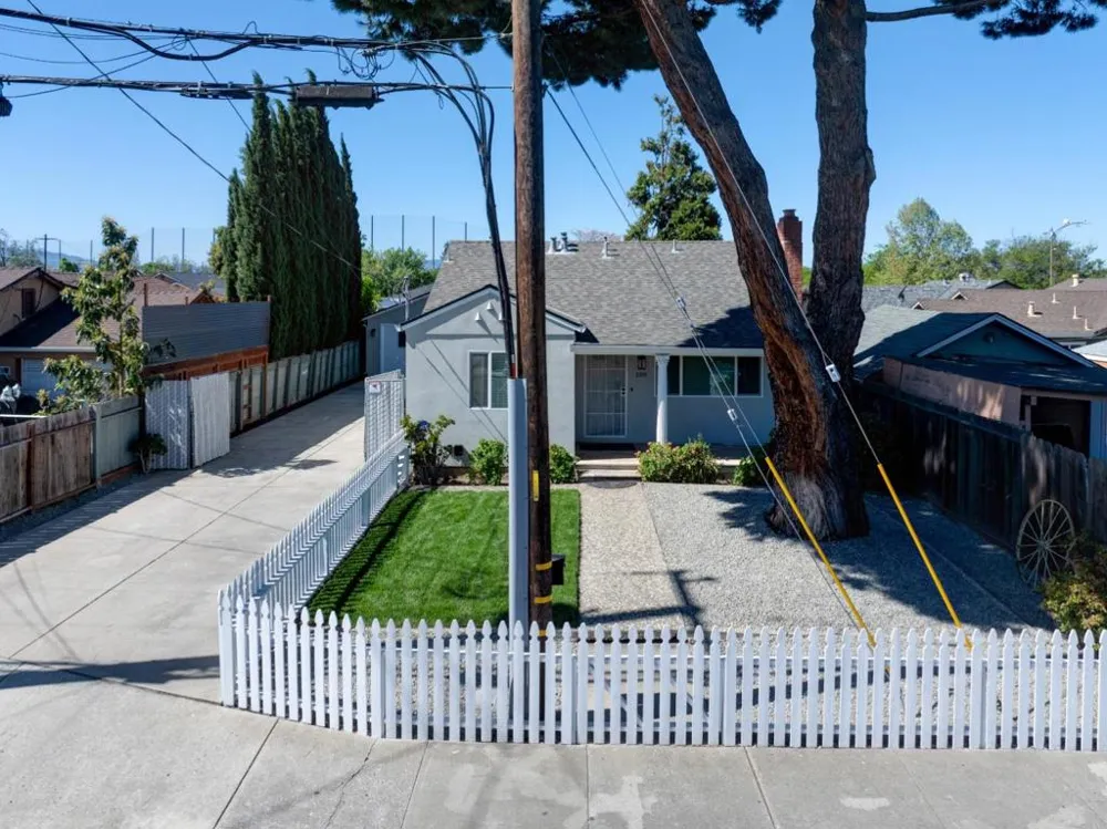 209 Mccreery Avenue San Jose, CA 95116