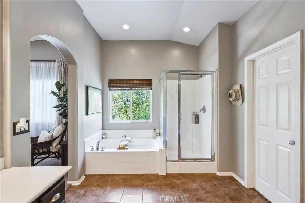 32236 Big Oak Castaic, CA 91384