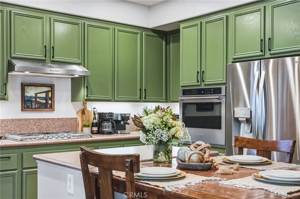 32236 Big Oak Castaic, CA 91384