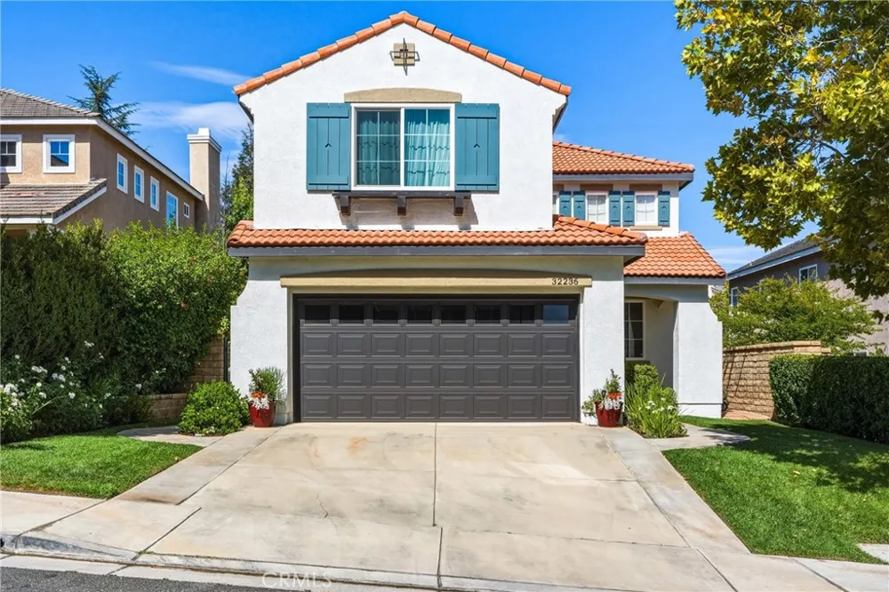 32236 Big Oak Castaic, CA 91384