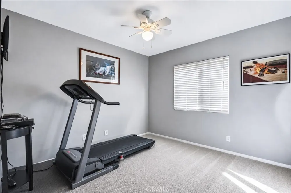 32236 Big Oak Castaic, CA 91384