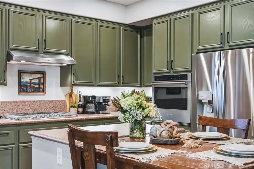 32236 Big Oak Castaic, CA 91384