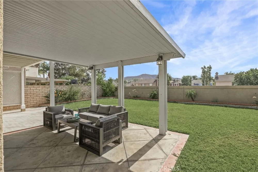 753 La Docena Corona, CA 92879