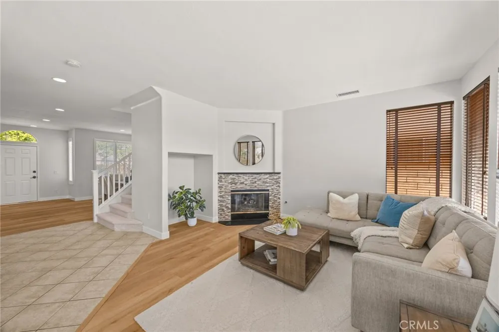 753 La Docena Corona, CA 92879