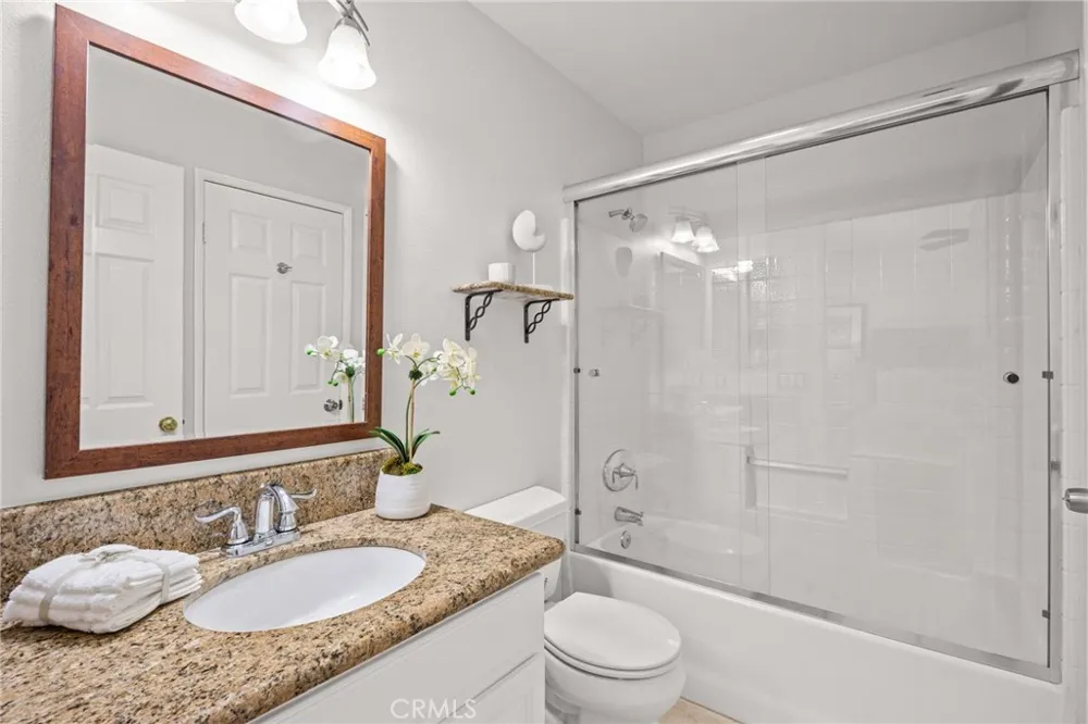 753 La Docena Corona, CA 92879