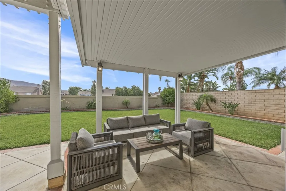 753 La Docena Corona, CA 92879