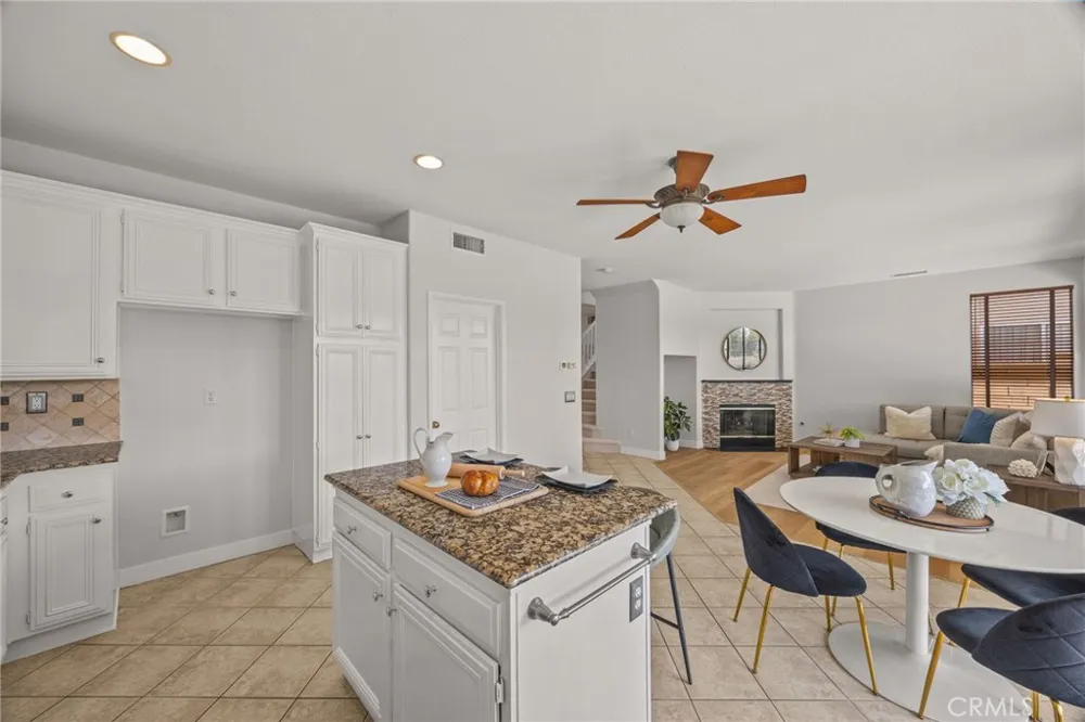 753 La Docena Corona, CA 92879
