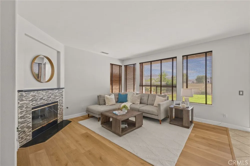 753 La Docena Corona, CA 92879