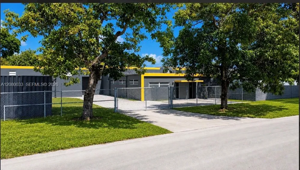 17220 NW 2nd Ct Miami Gardens, FL 33169