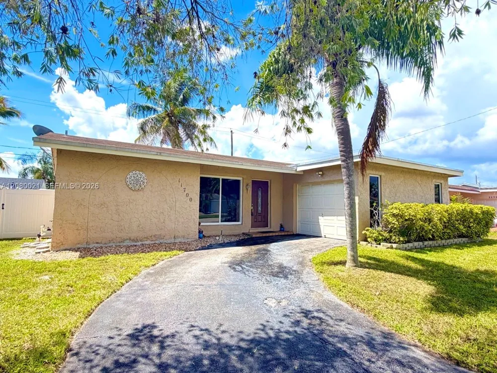 11700 NW 33rd St Sunrise, FL 33323
