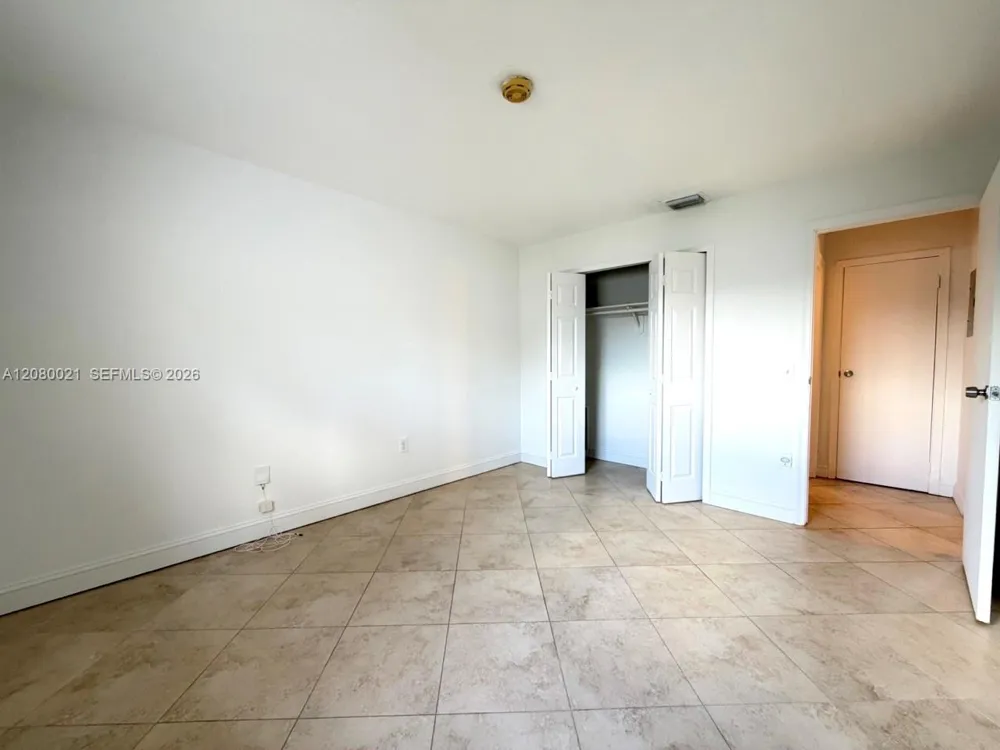 11700 NW 33rd St Sunrise, FL 33323