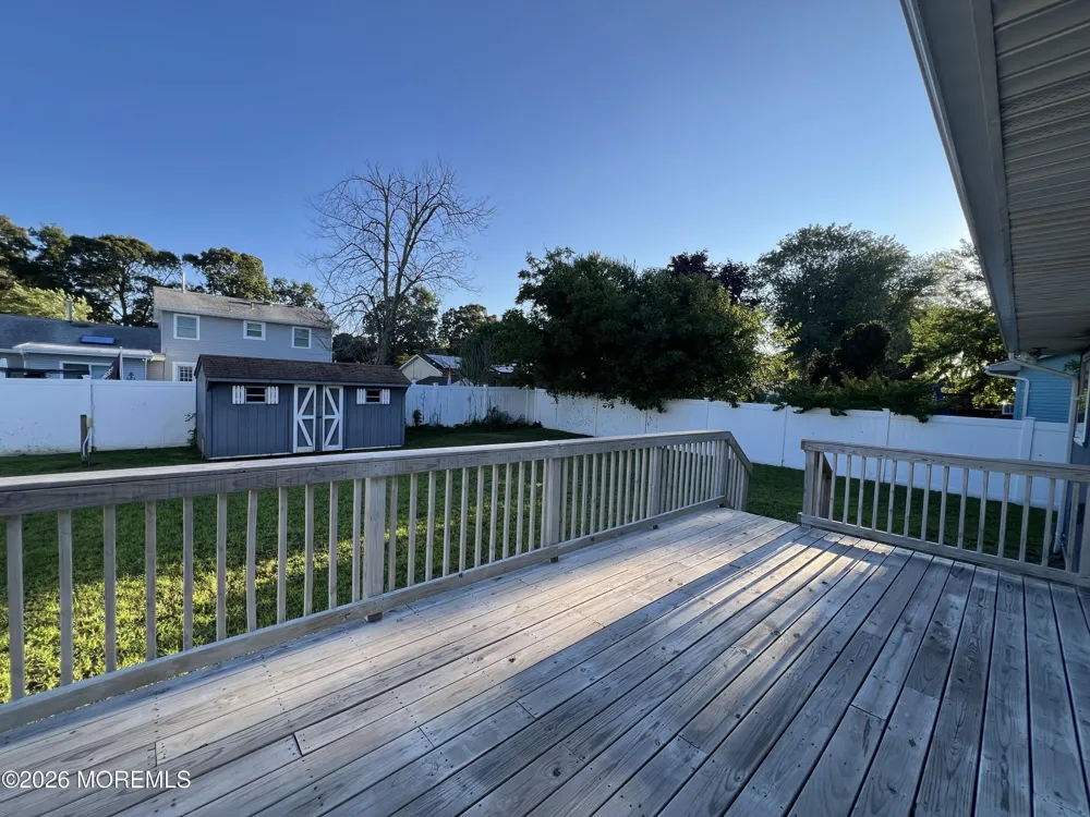 32 Carver Street Bayville, NJ 08721