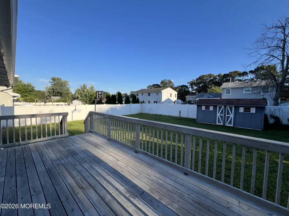 32 Carver Street Bayville, NJ 08721