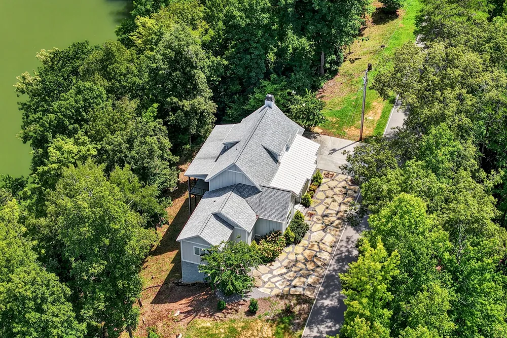 300 Chandler Rd Doyle, TN 38559