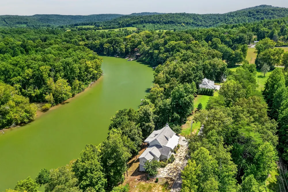 300 Chandler Rd Doyle, TN 38559