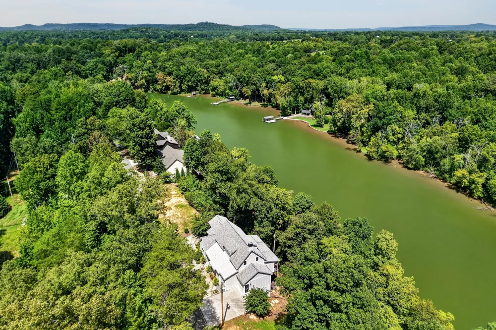 300 Chandler Rd Doyle, TN 38559