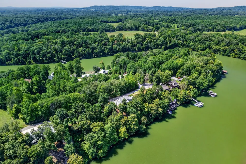 300 Chandler Rd Doyle, TN 38559