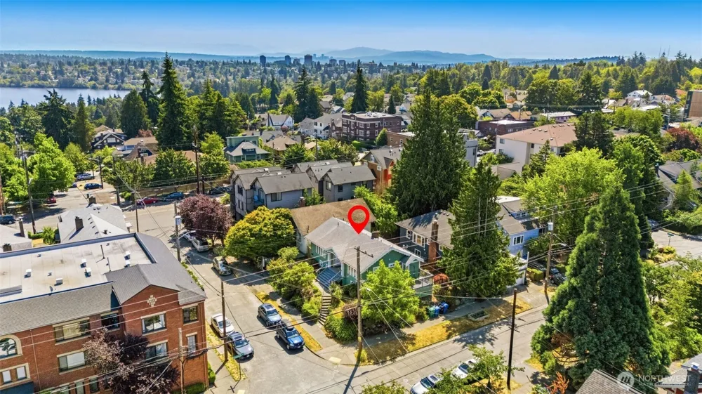 303 64th Street Seattle, WA 98103