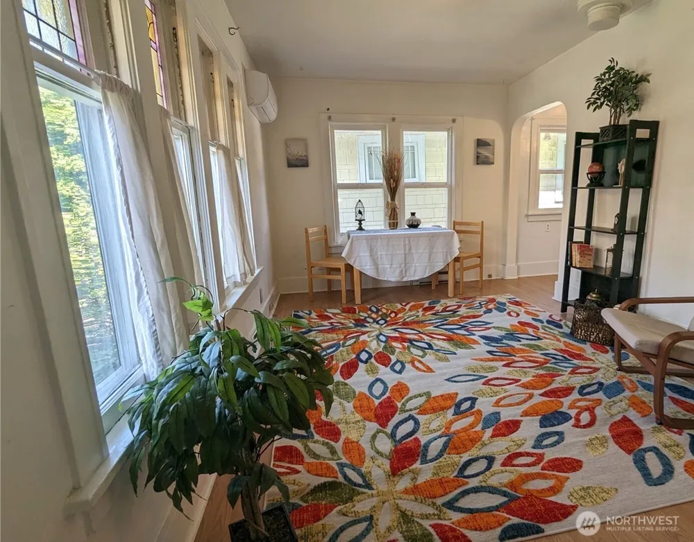303 64th Street Seattle, WA 98103