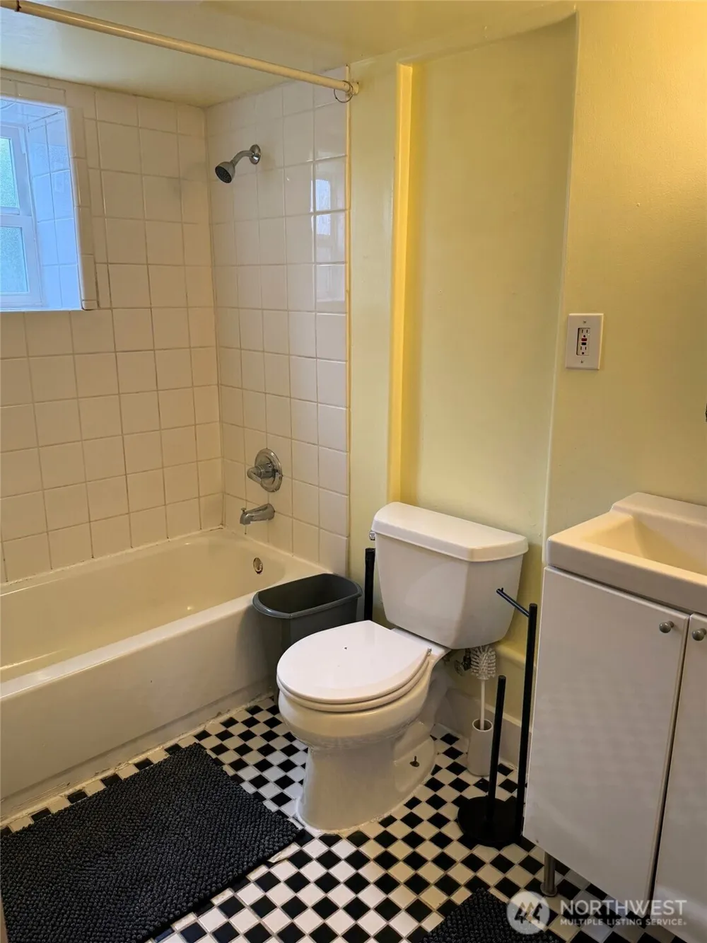 303 64th Street Seattle, WA 98103