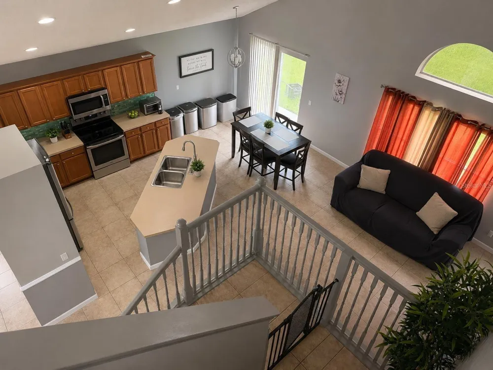 8818 HASTINGS BEACH BOULEVARD Orlando, FL 32829