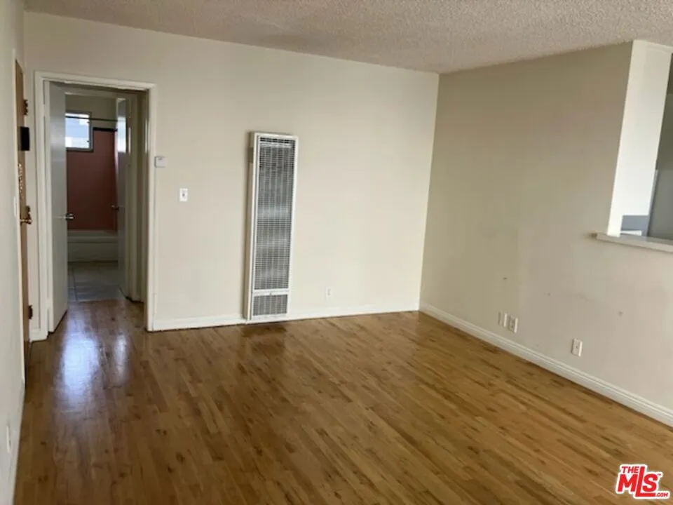 1137 Wilcox Place #6 Los Angeles, CA 90038