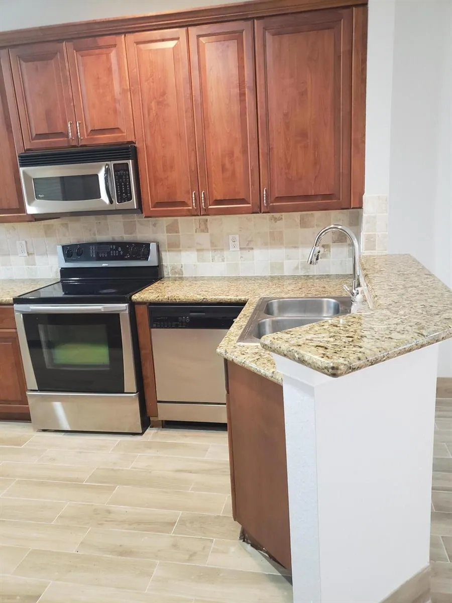 222 BAYFRONT DRIVE #222 Boynton Beach, FL 33435