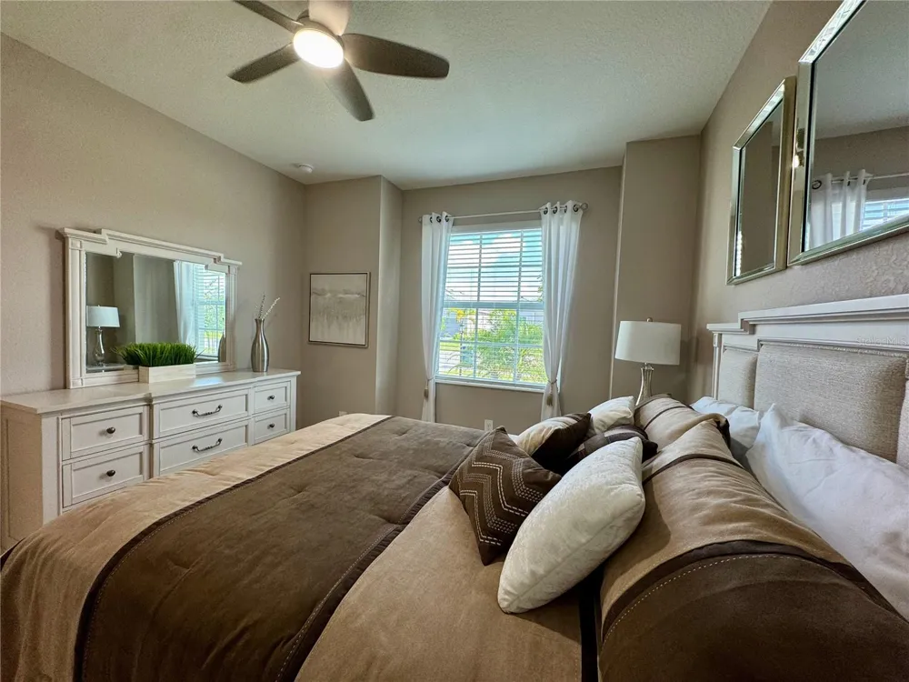 19140 CHERRYSTONE WAY Lakewood Ranch, FL 34211