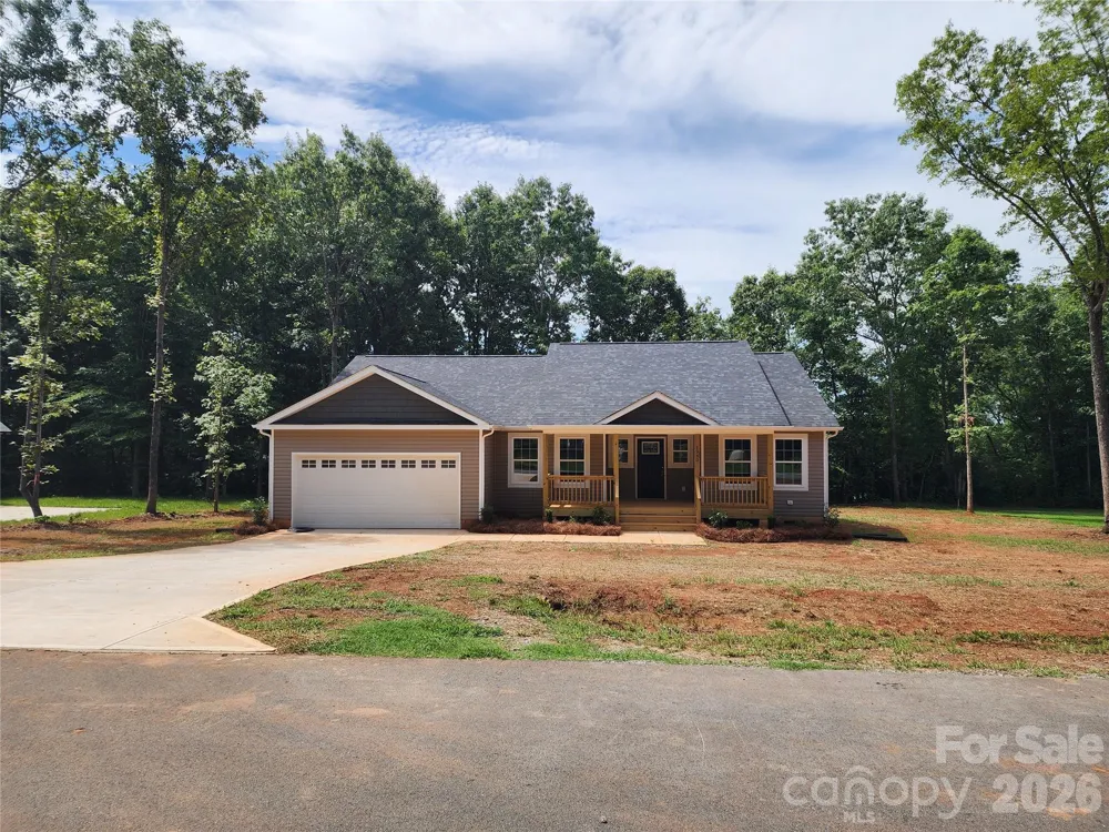 1940 Friendly Lane #38 Newton, NC 28658