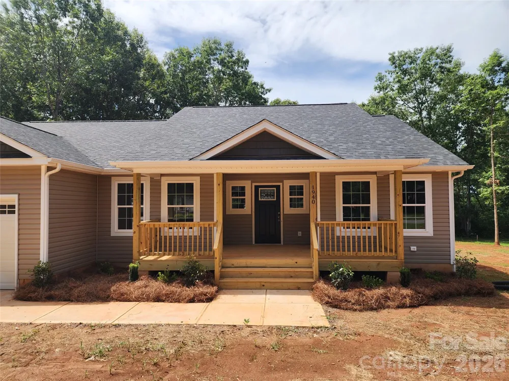 1940 Friendly Lane #38 Newton, NC 28658