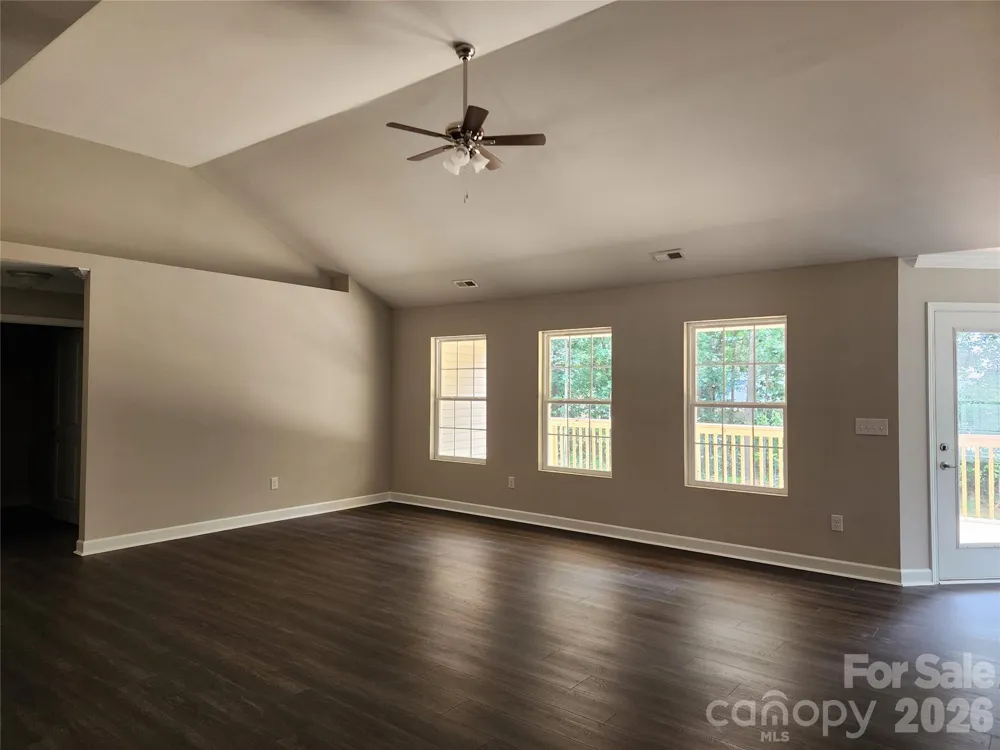 1940 Friendly Lane #38 Newton, NC 28658