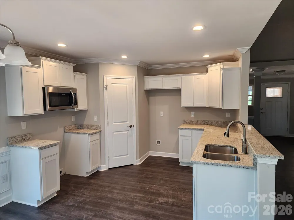 1940 Friendly Lane #38 Newton, NC 28658