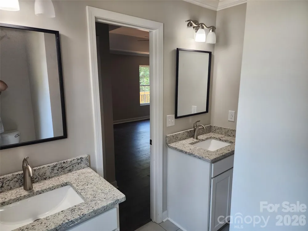 1940 Friendly Lane #38 Newton, NC 28658