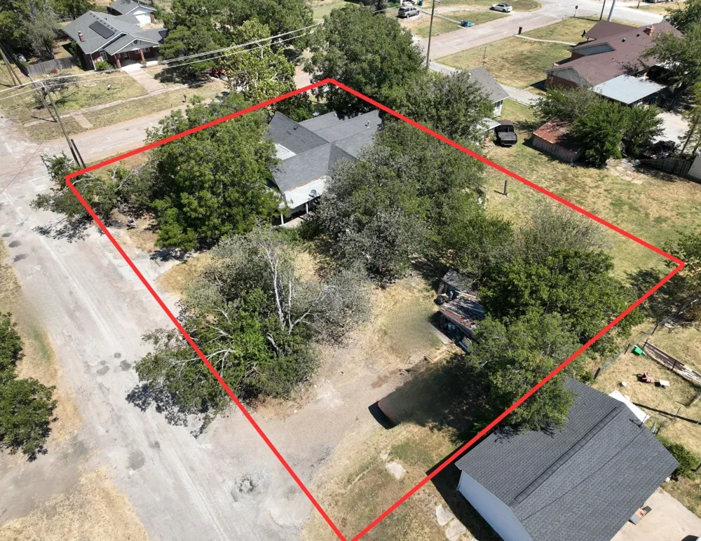 106 Wesley Street Itasca, TX 76055