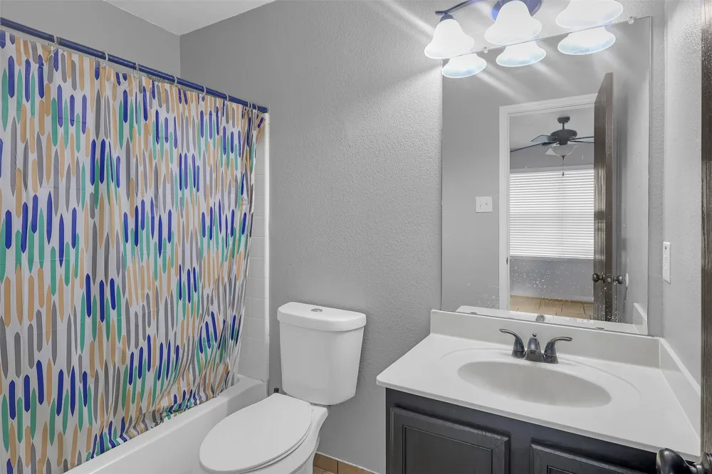 8109 Zephyr Court Arlington, TX 76002