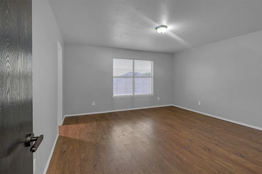 8109 Zephyr Court Arlington, TX 76002