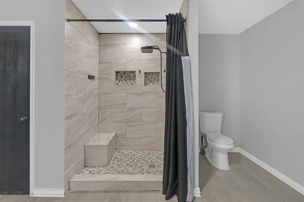 8109 Zephyr Court Arlington, TX 76002