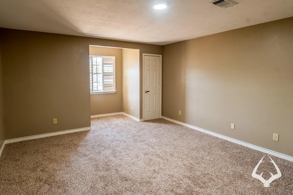 205 South Wheeler Ave Colmesneil, TX 75938