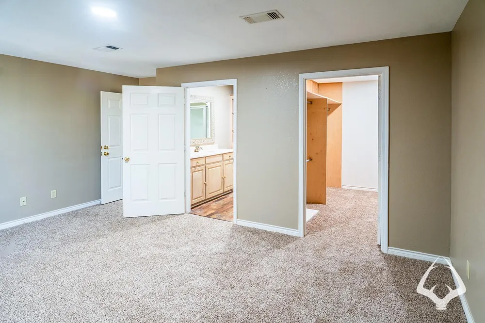 205 South Wheeler Ave Colmesneil, TX 75938