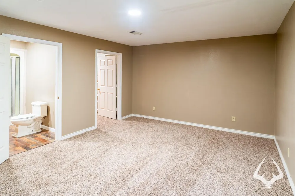 205 South Wheeler Ave Colmesneil, TX 75938
