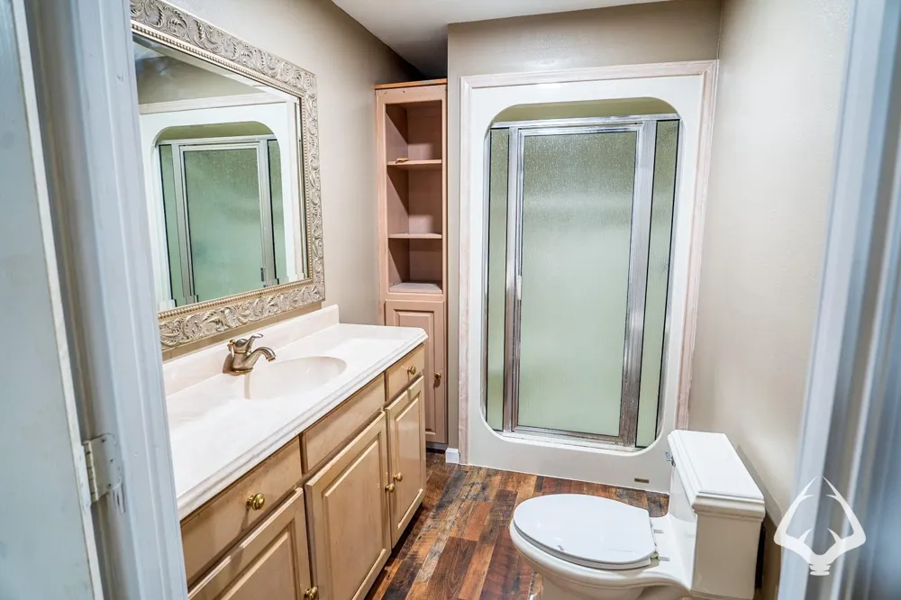 205 South Wheeler Ave Colmesneil, TX 75938