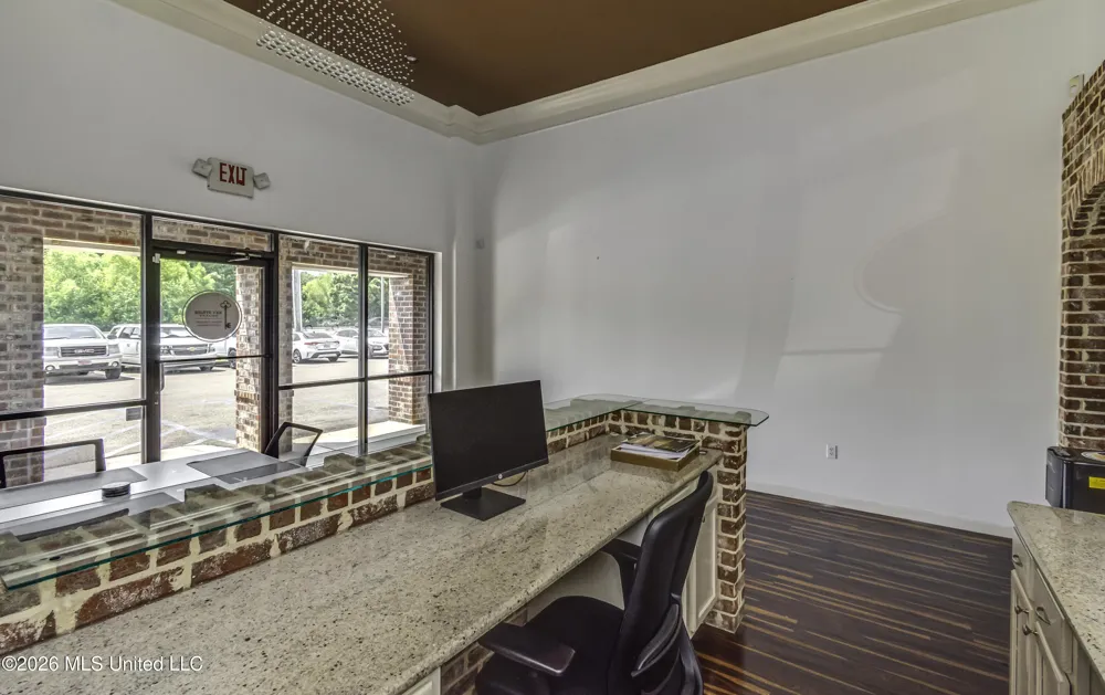 1127 Old Fannin Road Brandon, MS 39047