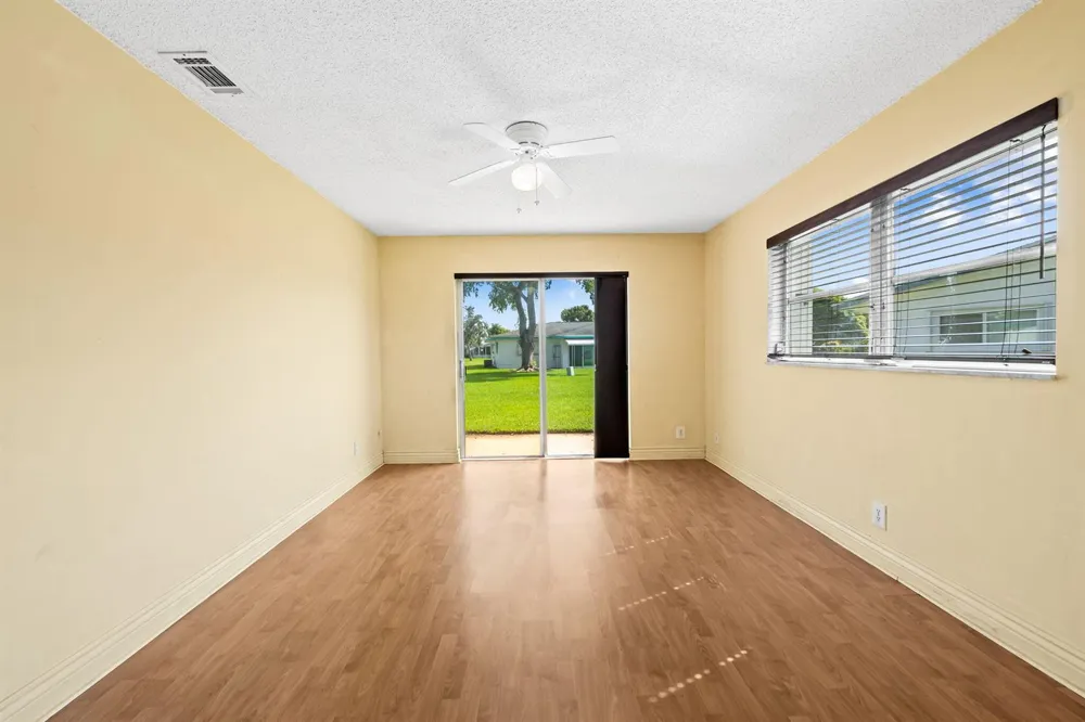 8711 NW 10TH STREET #D101 Plantation, FL 33322