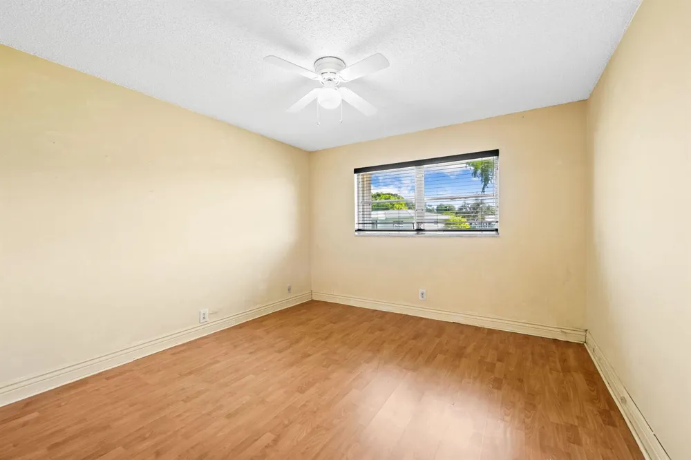 8711 NW 10TH STREET #D101 Plantation, FL 33322