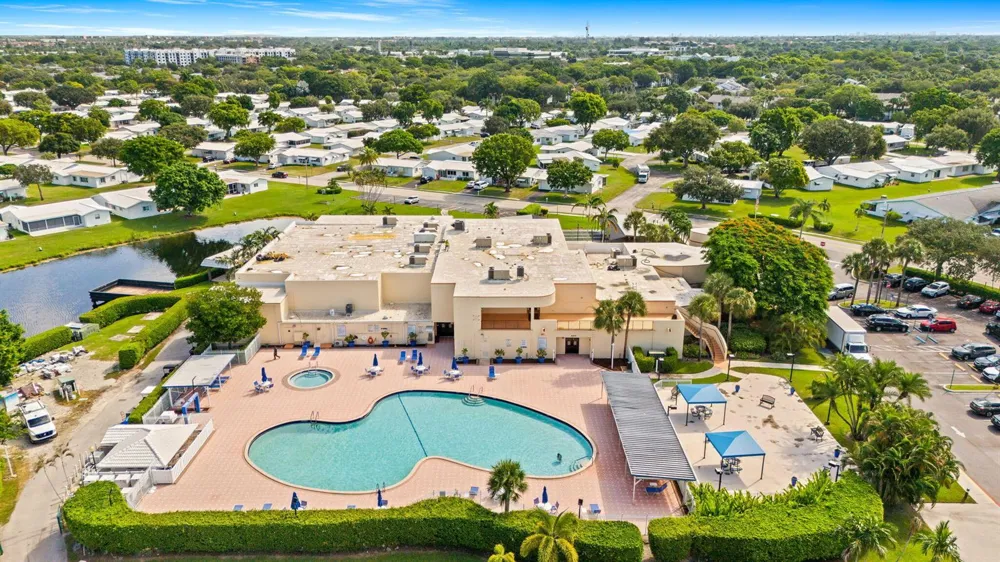 8711 NW 10TH STREET #D101 Plantation, FL 33322