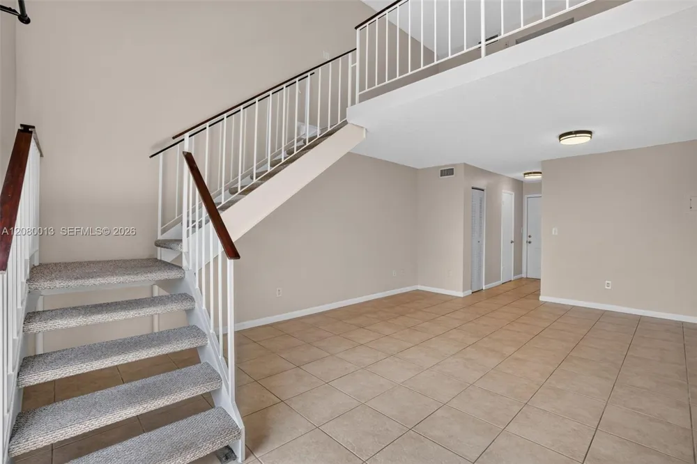 8600 SW 109th Ave #4-205 Miami, FL 33173