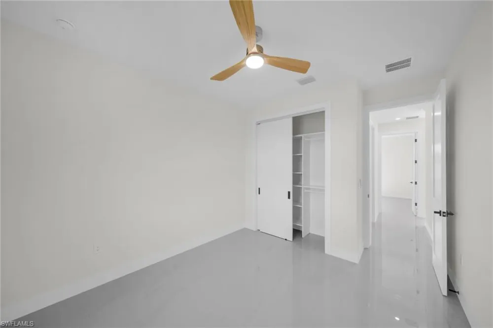908 NE 11th Avenue Cape Coral, FL 33909